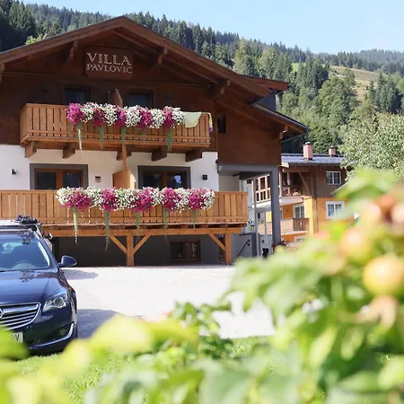 Austria Hotel *